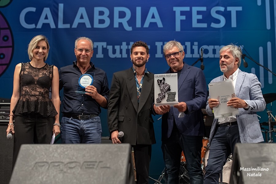 IL REGGINO KRAM VINCE A LAMEZIA TERME IL "CALABRIA FEST TUTTA ITALIANA 2020", IL GRANDE FESTIVAL DELLA NUOVA MUSICA ITALIANA