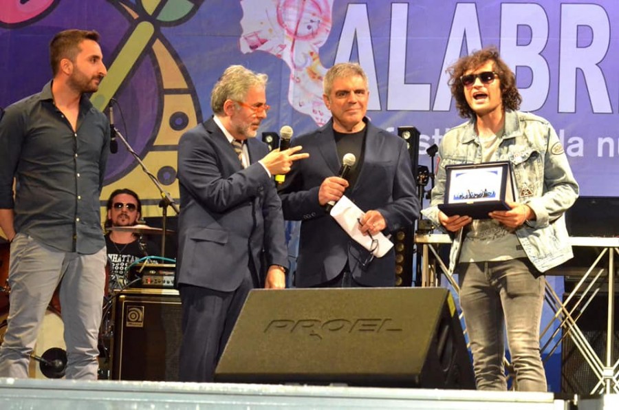 Trionfo per il “Calabria Fest – Tutta Italiana” - Tra i premi anche quello Assomusica &quot;Per la Migliore Esibizione Live&quot;