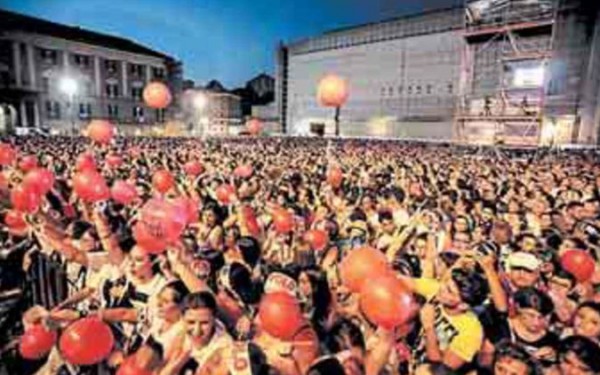 Napoli capitale dei concerti italiani